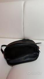 Borsetta tracolla similpelle nera Prima Donna