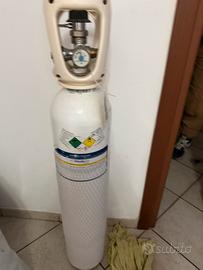 Bombola ossigeno medicale con riduttore/manometro