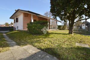 VILLA SINGOLA A CHIARANO