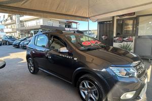 Dacia Sandero Stepway 1.0 TCe 100 CV ECO-G Access
