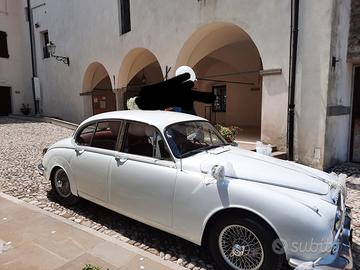 JAGUAR MK2 Daimler V8 250