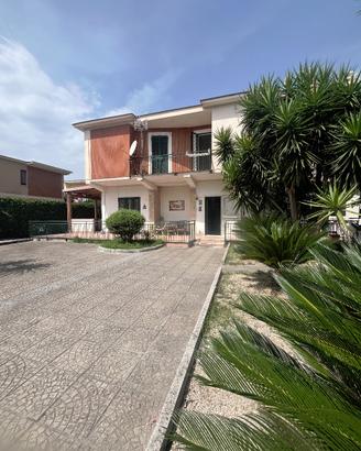 Rif 542 villa con giardino - viale privato