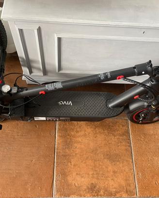 Monopattino elettrico VivoBike V40