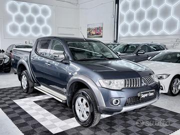 Mitsubishi L200 2.5 DI-D/136CV Double Cab Invite 2