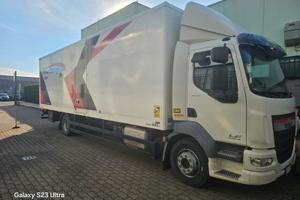 Camion assistenza rally