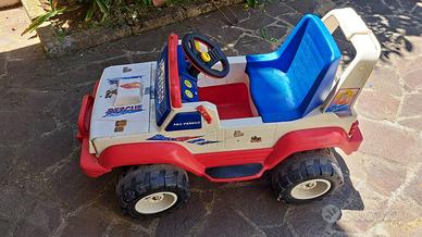 AUTO PEG PEREGO per bimbi 2-6 anni.PERFETTAMENTE F