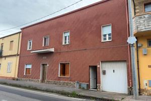 Pabillonis- Ampia casa Indipendente con cortile