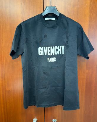 Givenchy t shirt nuovo