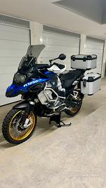 BMW R1250GS ADV HP + Navigator VI