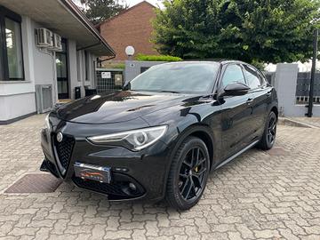Alfa Romeo Stelvio 2.2 Turbodiesel 160 CV AT8 RWD 