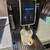 macchina caffè automatica DeLonghi