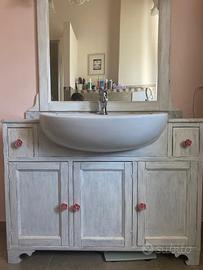 Mobile bagno in legno sbiancato
