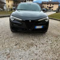 Stelvio 2.0T 280cv B-Tech