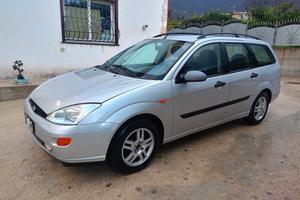 Ford focus 1.6 benzina