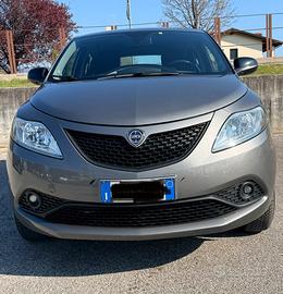 Lancia Yipsilon 0.9 Eco Chic Benzina / Metano