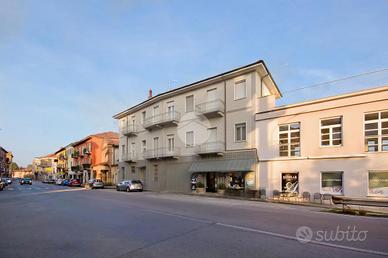 4 LOCALI A BRA