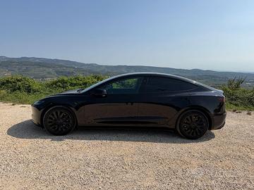 TESLA MODEL 3 HIGHòLAND RWD 2024