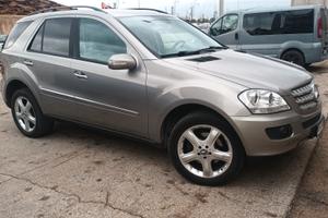 ML 3000 V6  W164