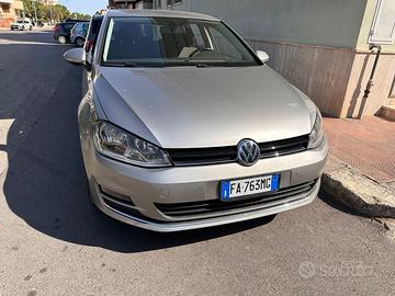 Volkswagen Golf 7º 2.0 TDI 150cv versione higline