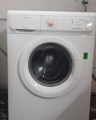 Lavatrice Electrolux 7 kg, 1000 giri