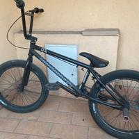 BMX COLLECTIVE BIKE