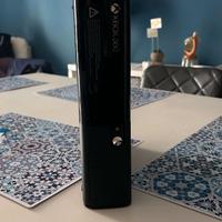 Xbox 360 + 2 Joypad + 2 giochi