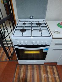 Forno 4 fuochi gas metano 