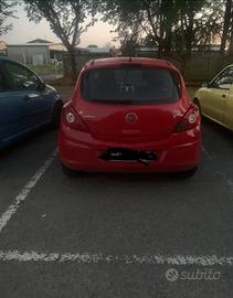 Opel corsa 2012