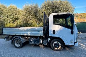Isuzu LNR 85 ribaltabile trilaterale