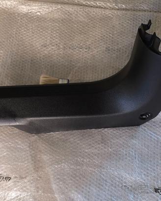 Batticalcagno lato guidatore 500X