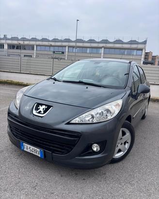 Peugeot 207 1.4 HDi 70CV 5p. Allure
