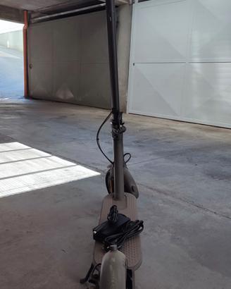Monopattino elettrico 