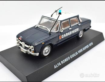 modellini 1/43 carabinieri nuovi + fascicoli 