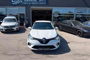 Renault Clio Neopatentati
