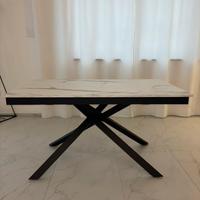 Tavolo design nuovo effetto marmo allungabile