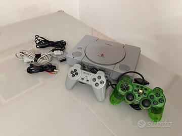 Sony PlayStation PS1 SCPH-7502 + 2 controller