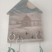 Appendichiavi legno casetta inciso luna 3D
