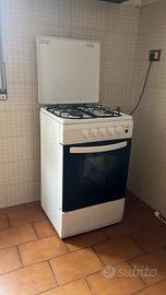Macchina gas 4 fornelli