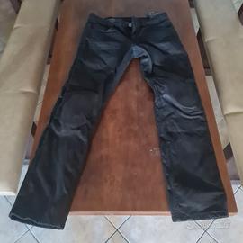 Pantaloni moto