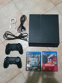 PS4 500 gb + 2 controller + 2 giochi