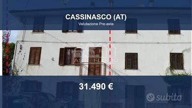 Immobile in asta di 380 m² con box auto a Cassinas