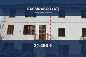 Immobile in asta di 380 m² con box auto a Cassinas