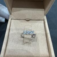 Anello Trilogy con diamanti naturali