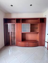 Parete Attrezzata in legno