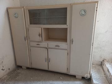 Credenza anni 50/60 buono stato da restaurare