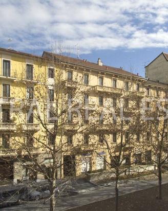 Appartamento di 158 m² con 5 locali a Milano