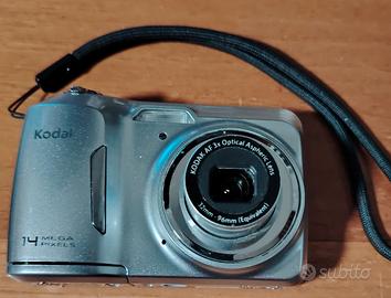 Fotocamera Kodak C183 con zoom  e video 
