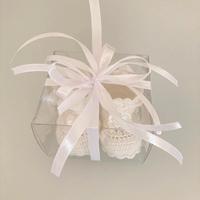 Scarpine da neonato lavorazione uncinetto a mano