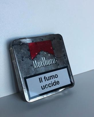 Lotto 2 scatole in latta Malboro porta sigaretta