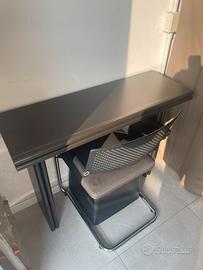 Tavolo nero pieghevole